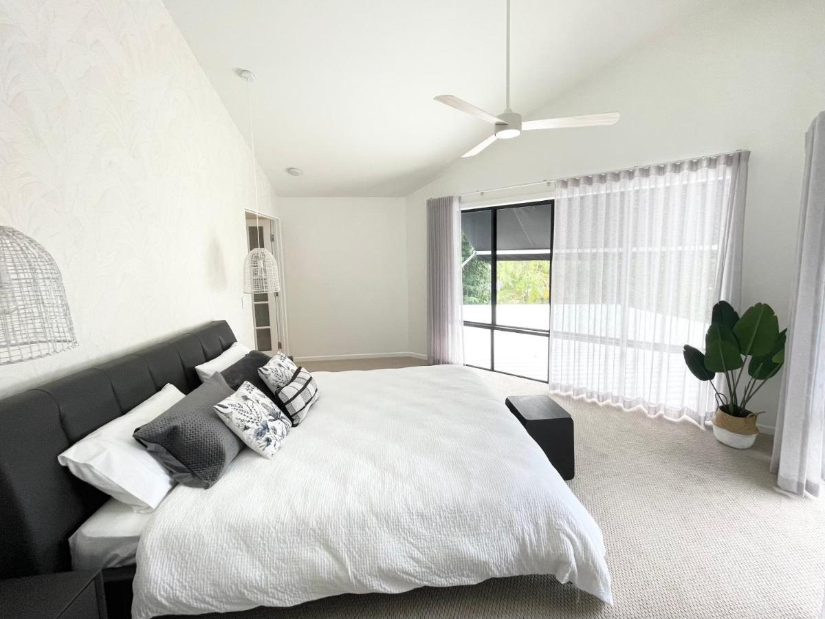 Unbeatable Riverfront Luxury Style House Villa