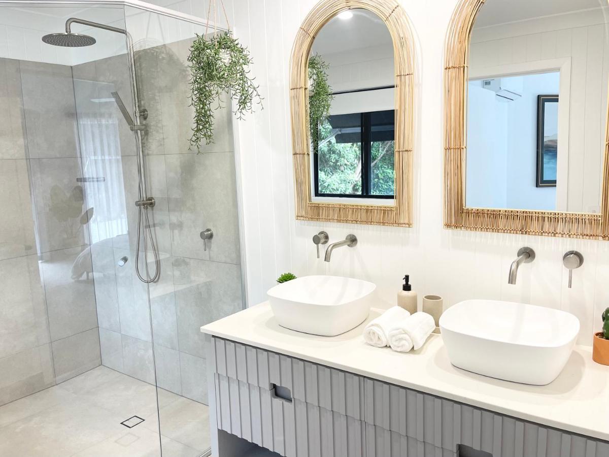 Villa Unbeatable Riverfront Luxury Style House *